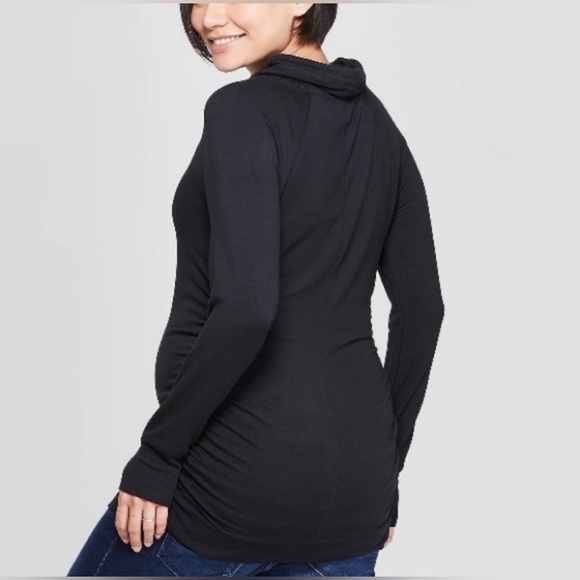 Isabel Maternity by Ingrid & Isabel Black Pullover Hoodie | Cotton | Stretch - Picture 2 of 9